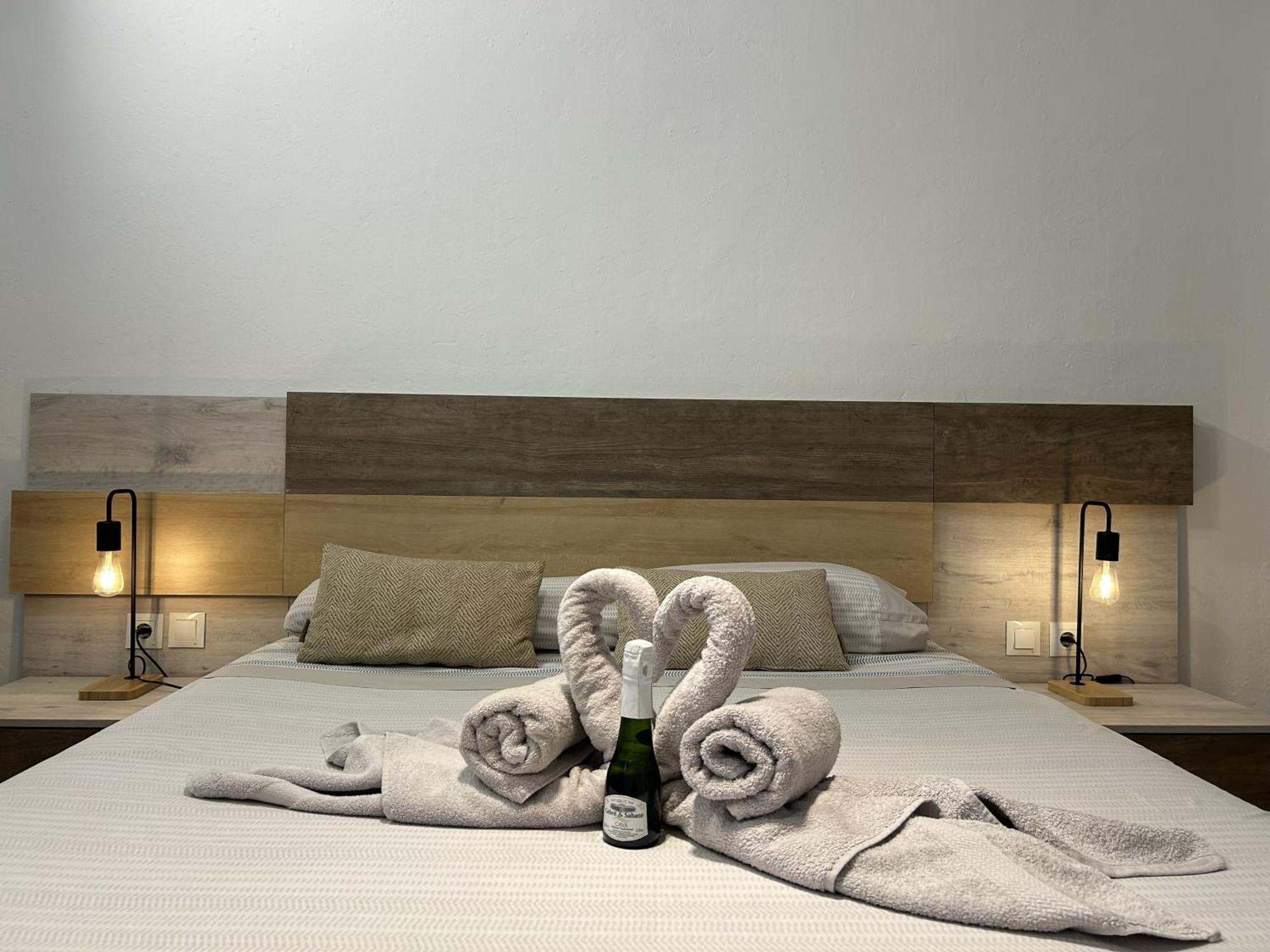 הואלבה Lujo A Tu Alcance Con Spa Y Garaje Pleno Centro מראה חיצוני תמונה