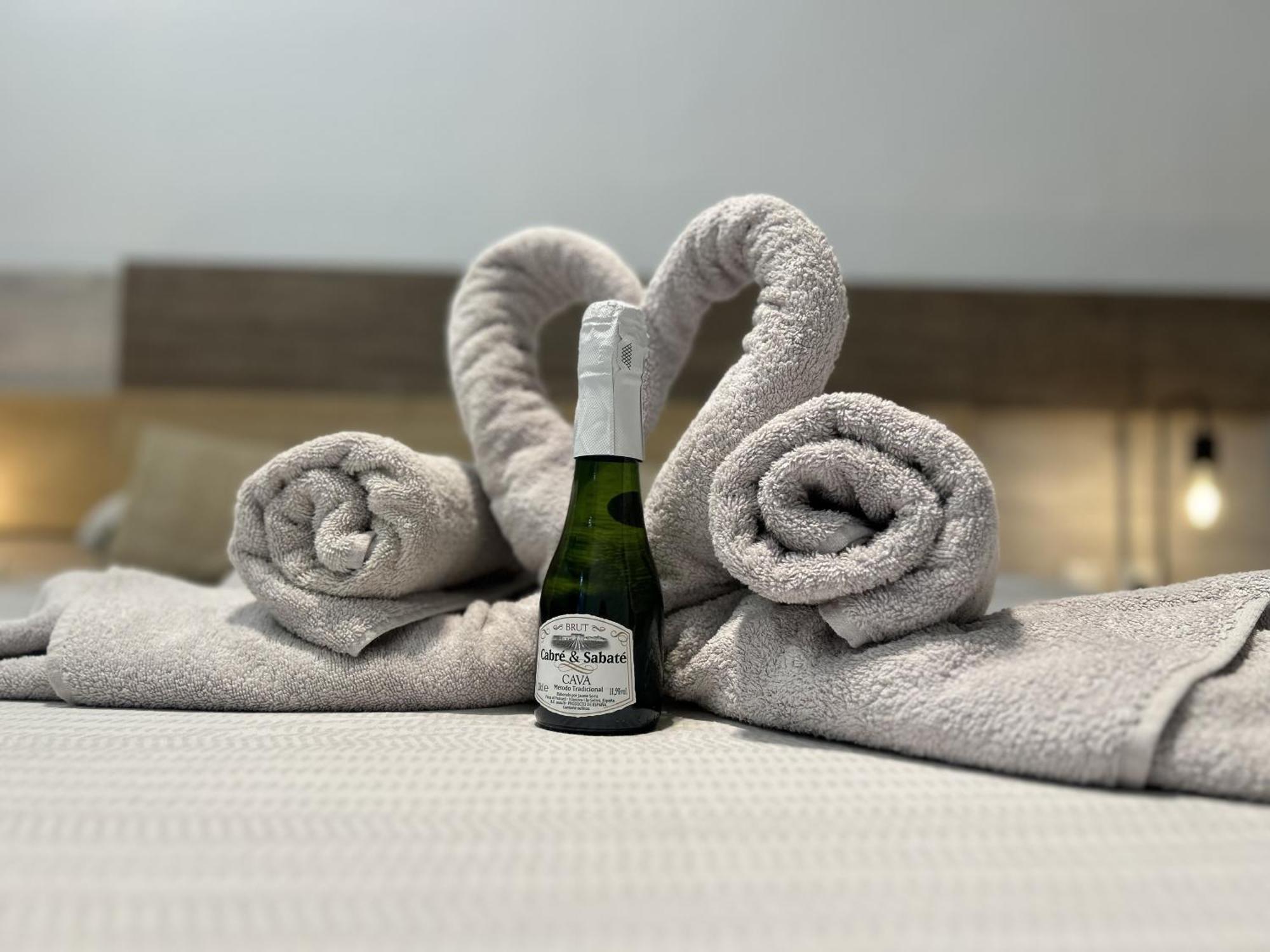 הואלבה Lujo A Tu Alcance Con Spa Y Garaje Pleno Centro מראה חיצוני תמונה