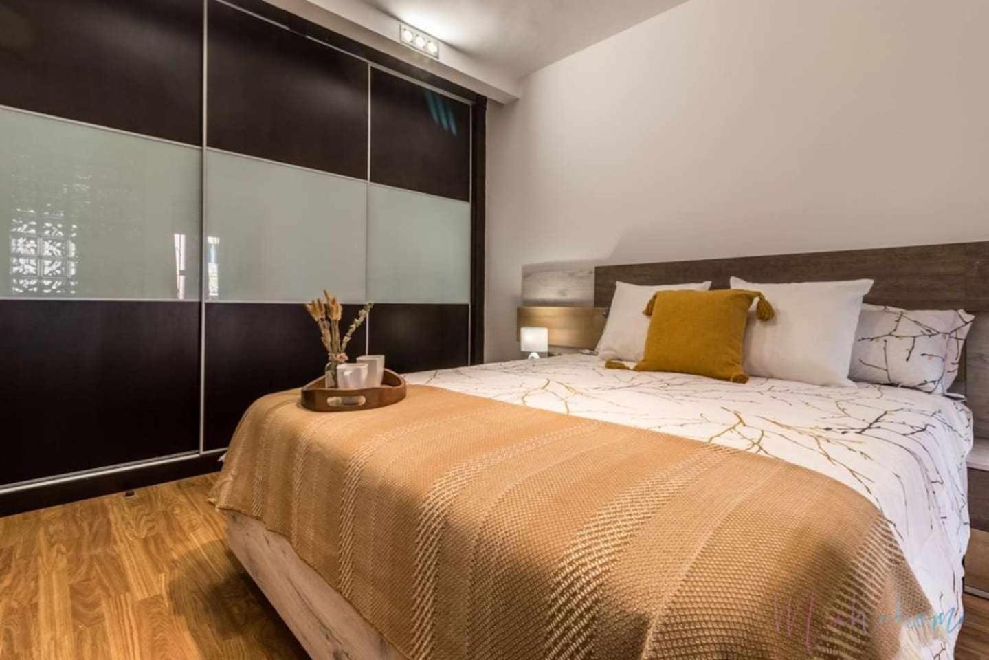 הואלבה Lujo A Tu Alcance Con Spa Y Garaje Pleno Centro מראה חיצוני תמונה